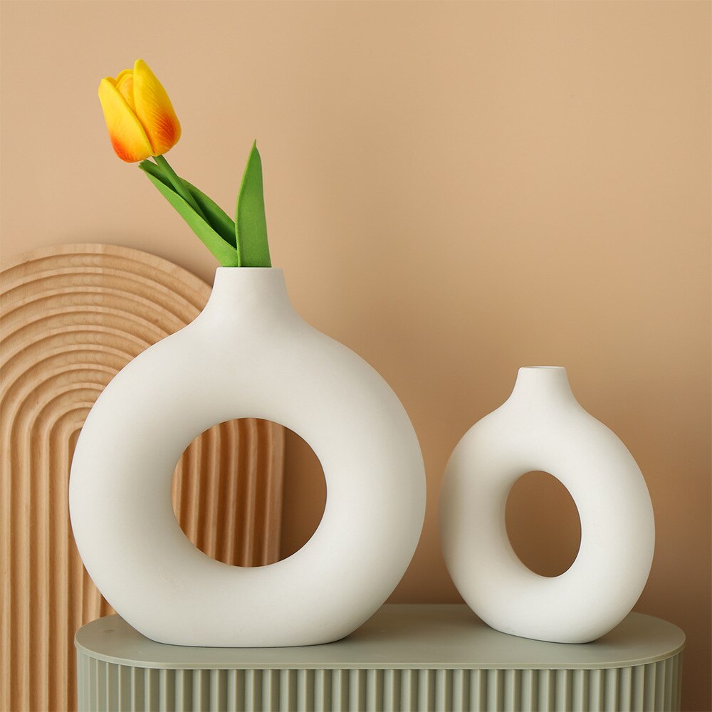 Circular Hollow Nordic Ceramic Vase