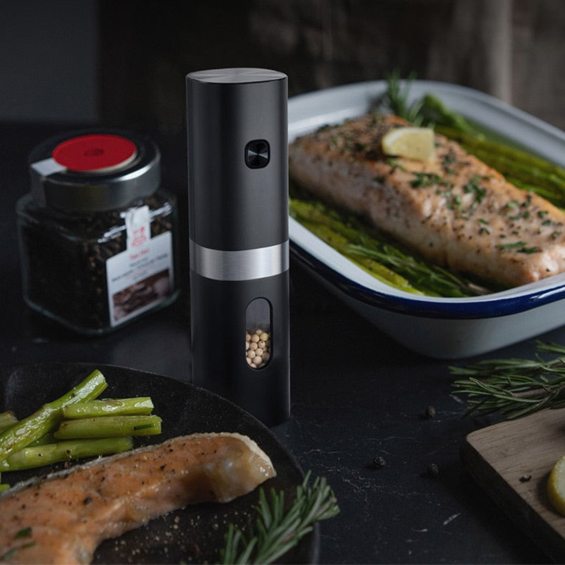 Electric Automatic Salt and Pepper Grinder Set